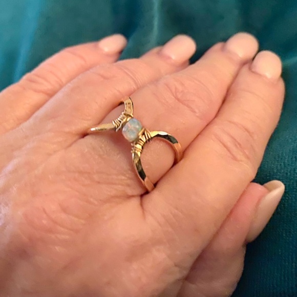 SUNDANCE 14k✨Gold & Opal Ring - Picture 2 of 7